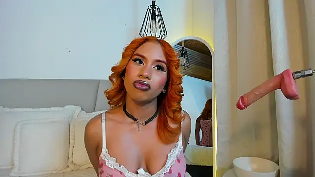 Nicole_Brown1126 live