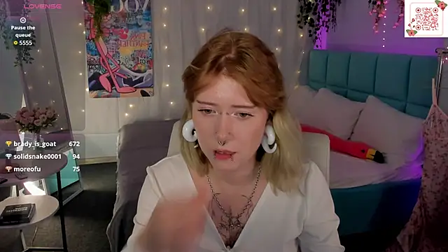 Elira_Vane live