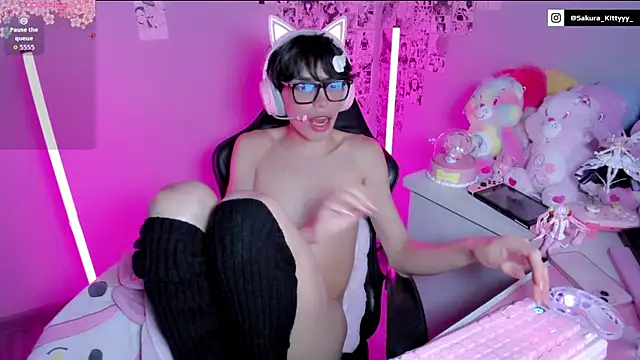 Sakura_Kitty_ live