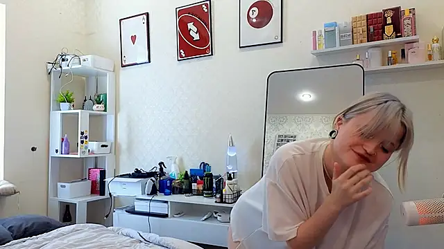 GlimmerGirl_ live