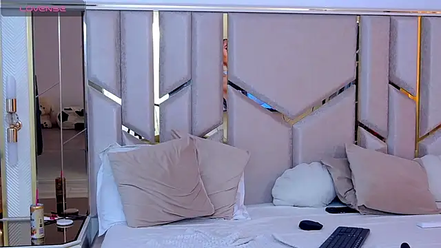 AnabelleWeest live