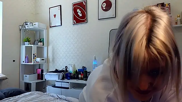 GlimmerGirl_ live