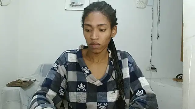 angelamarie1 live