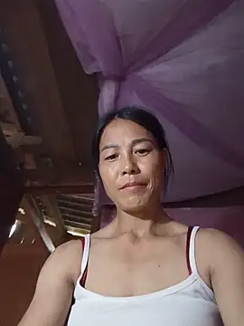 Lily-ly live