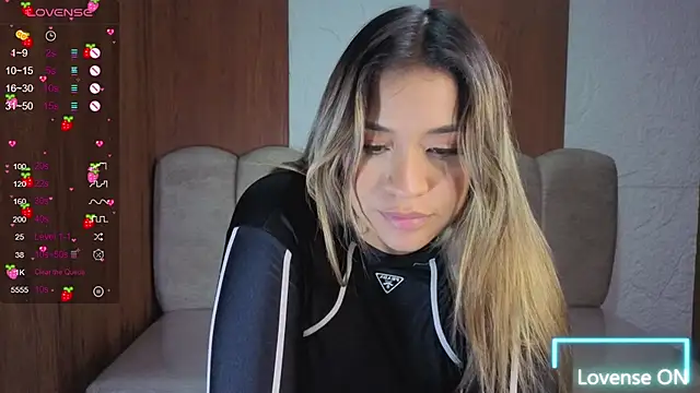 _Charlotte_v live