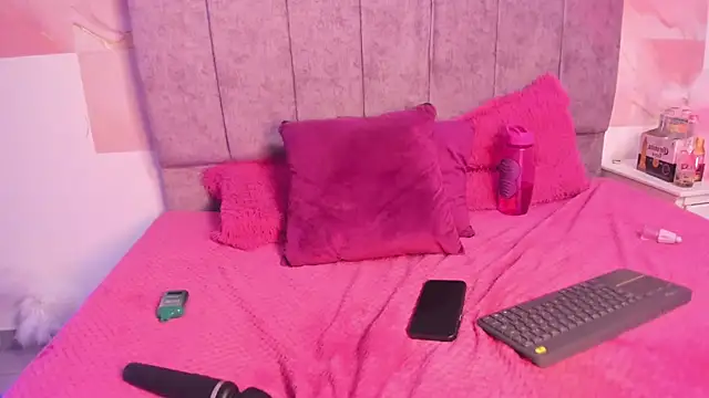 Sweett_Taylorr live