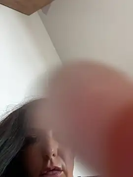 Playful_Amanda live