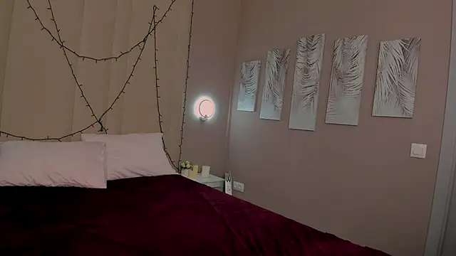 Lola_lovesss live