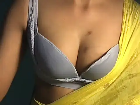 Cruss_Girl live