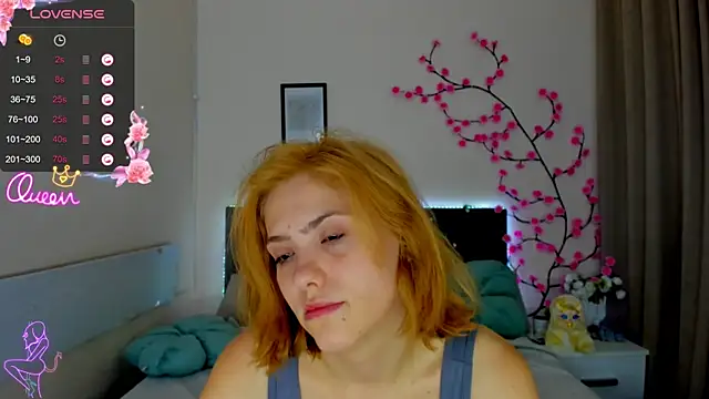 DellaRows live