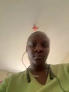Toomuchbooty33 live