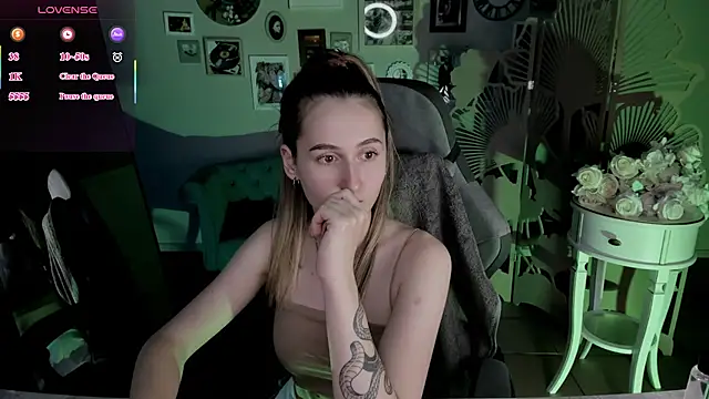 Ave_Costly live