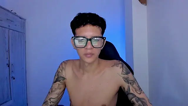 tylerrnova live