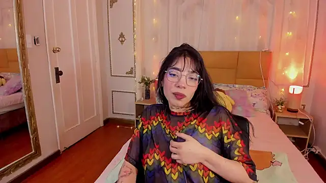 EmaLittle live