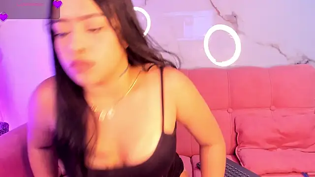 LizzyBrooks1 live