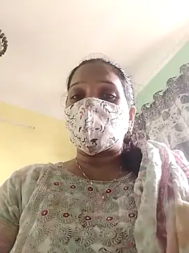 Monika_telugu_queen live