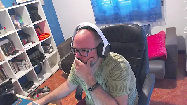 ravingr4d4 live