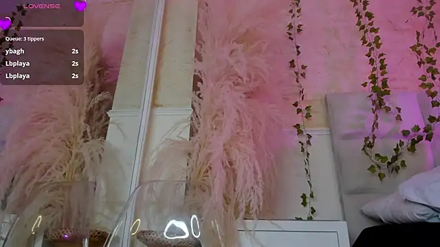 AlondraSoomer live
