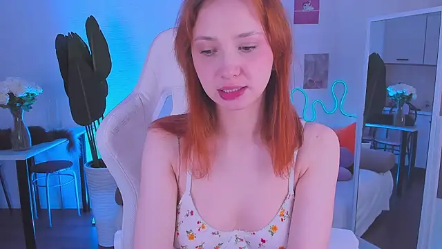 LittlePeach007 live