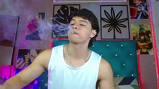 LiamAndrewzz live