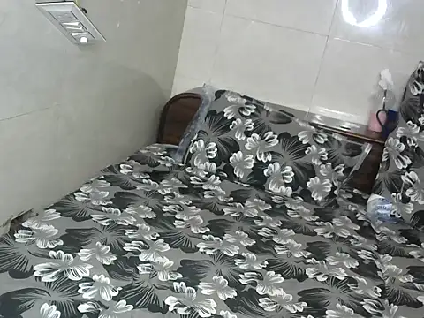 Roxystar25 live