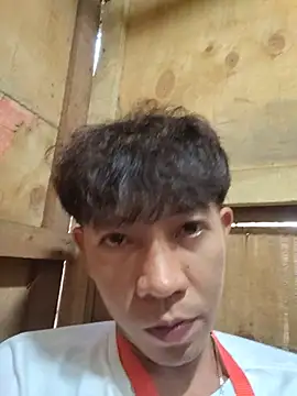 Greekadonis live