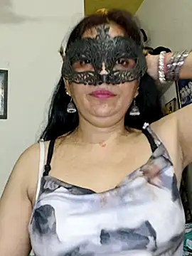 BhabhiPooja69 live