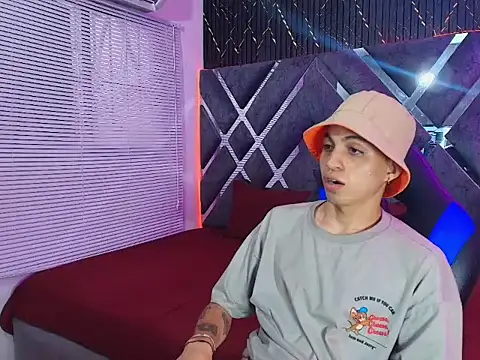 cameron_lux77 live