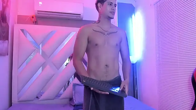 dominic_connor live