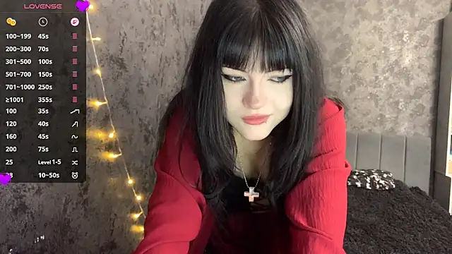 EmilyEmbears live