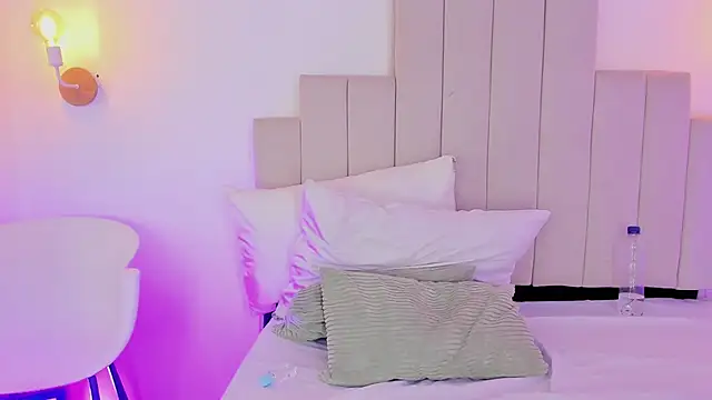 Jade_Mercier live