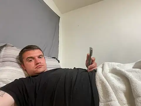 cumitted live