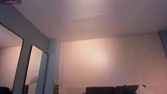 TiffannySins live