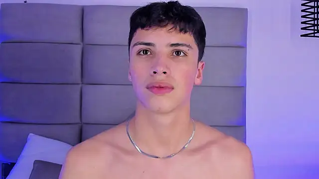 JoshClaarktt live