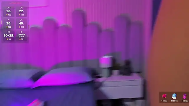 Cami_taniel live