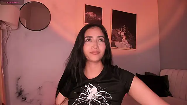 lara_madisson live