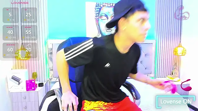 Ethanx18_ live