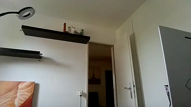 alpha-hunk live