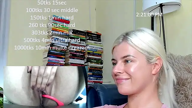 queenofthenighttt live
