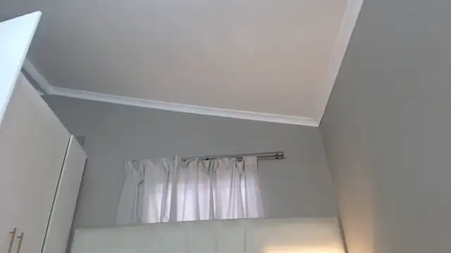 naughtyblackdolie live