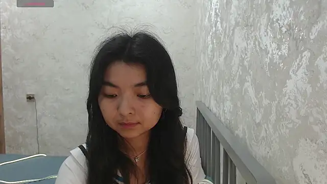 Shy_Kira live