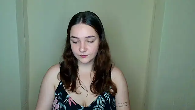 OliviaMontgommery live