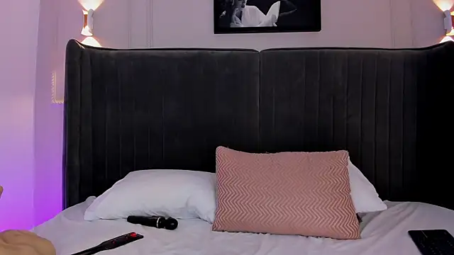 Karla_Hudsson live