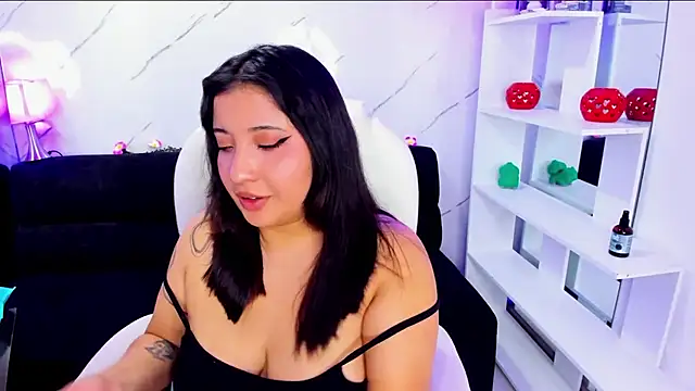 Emma_monserrat live