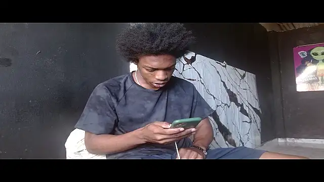 Larry-n-clouds profile