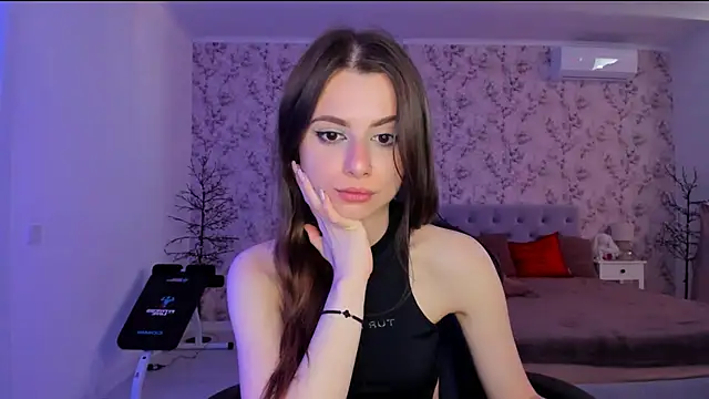 Hot_Molly5 live