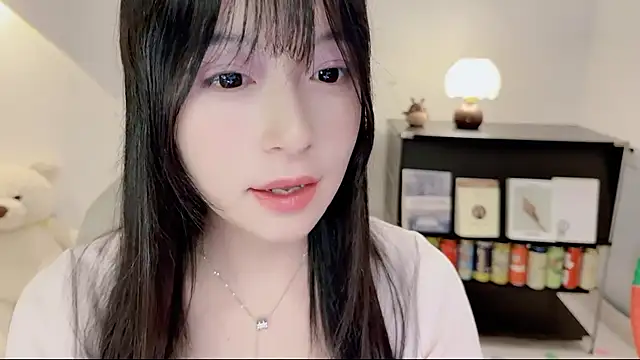 Onechestnut live
