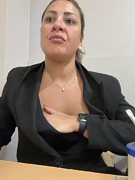 leona-david live