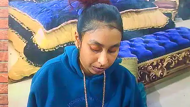 IndianSexyButt live