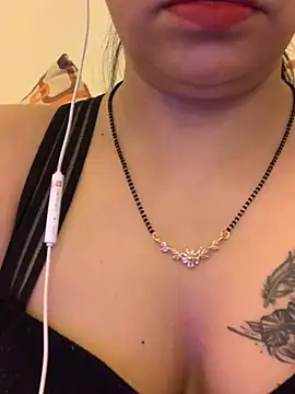 Beauty_maya live